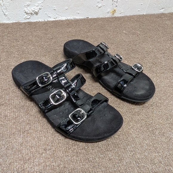 VIONIC (Size 7) Black Buckle Slide Sandals - Picture 3 of 7